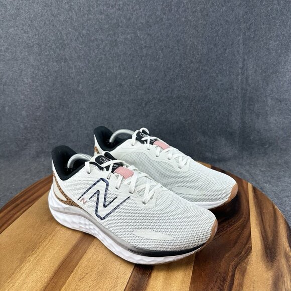 New Balance Women's Size 8B Fresh Foam Arishi WARISGW4 V4 Running Shoes - Picture 2 of 11